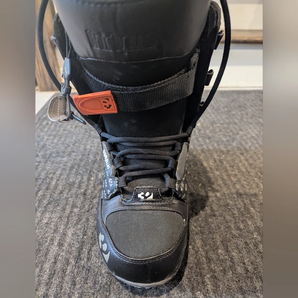 Thirty two leashed snowboarding boots - Picture 9 of 13